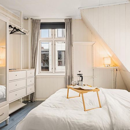 Ferienwohnung Live In Historic Building - View To Bryggen Bergen Exterior foto